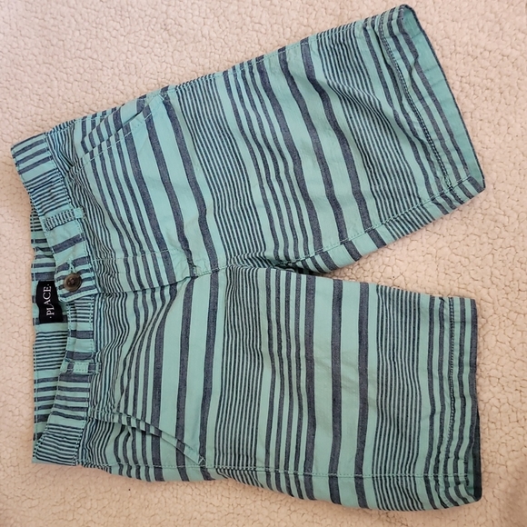 Bundle of Boys Shorts - Picture 5 of 15